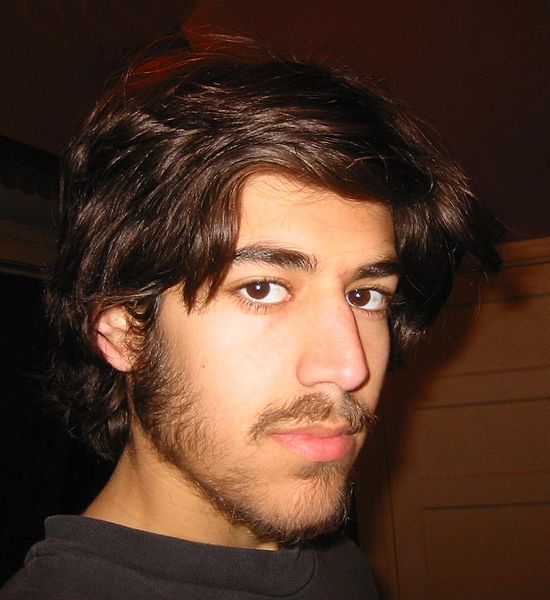 Hacker activist Aaron Swartz commits suicide